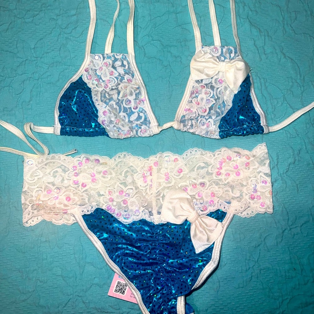 Bridal bikini with bows and sequins